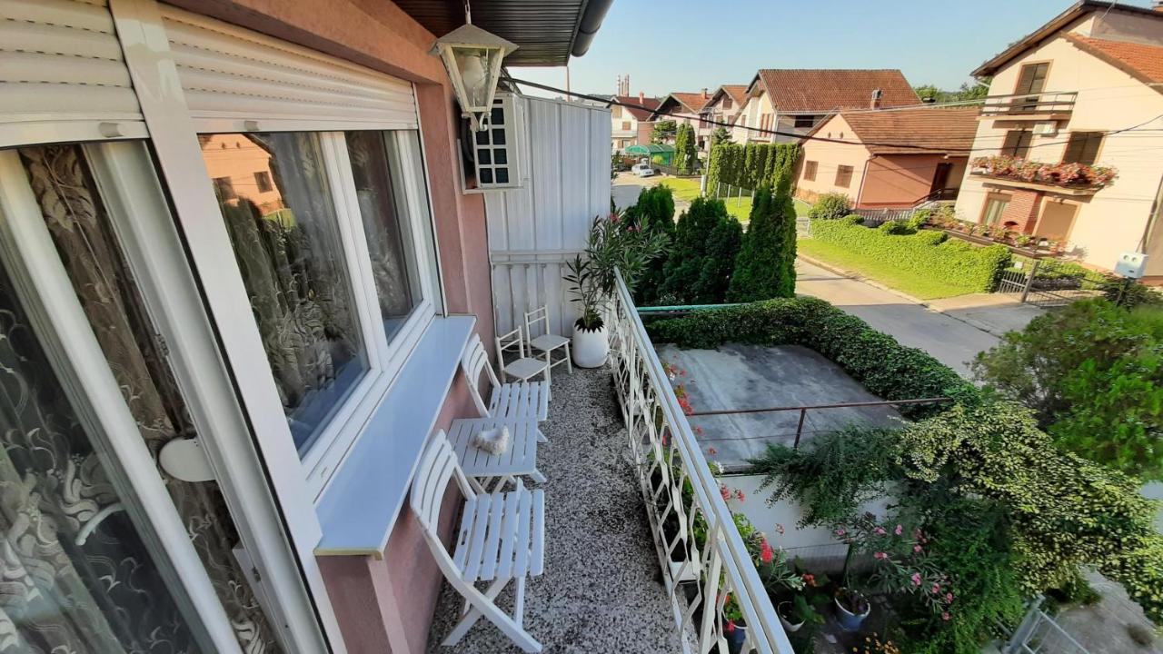 Exclusive Lägenhet Paraćin Exteriör bild